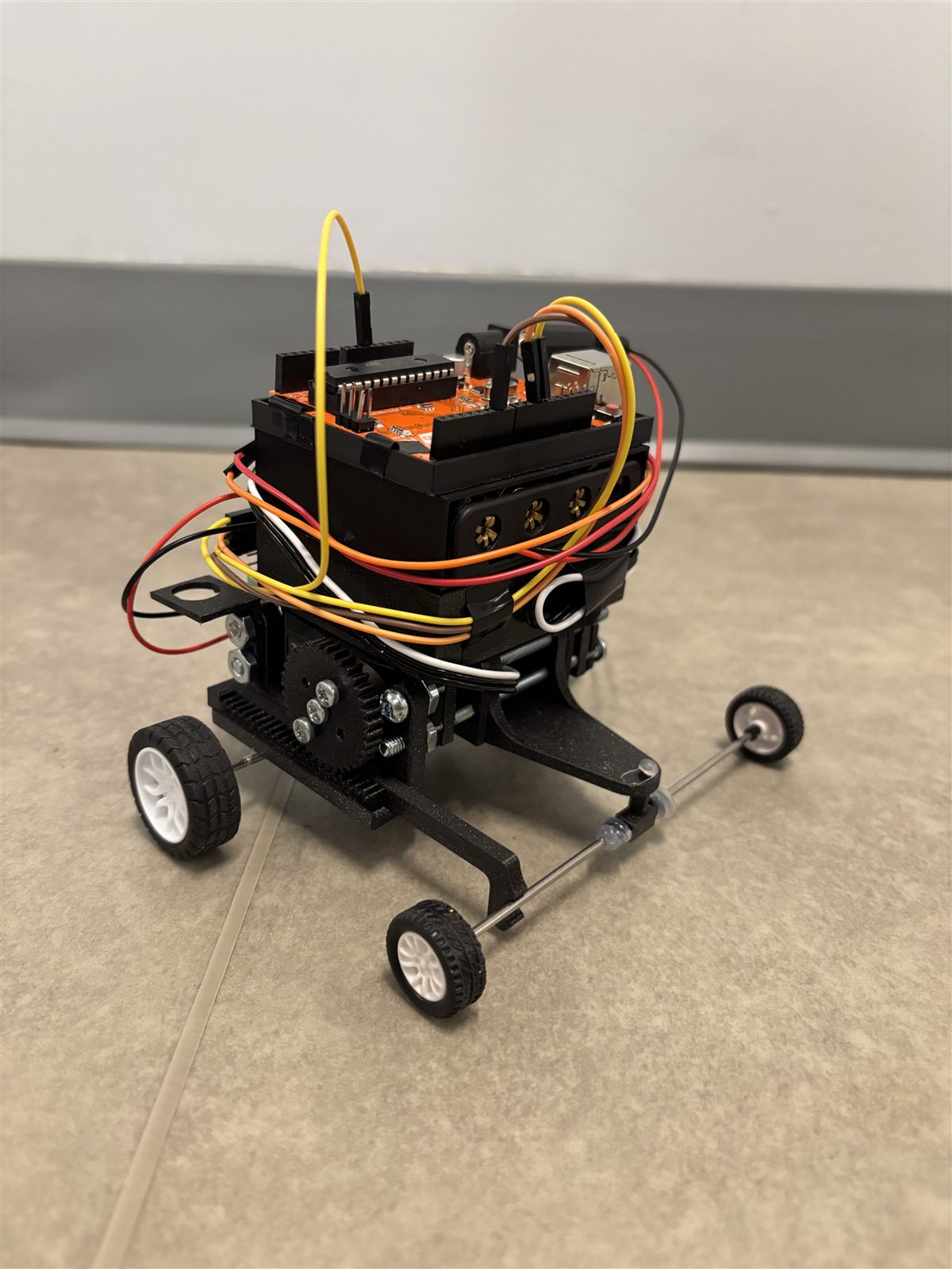 Circle-drawing robot prototype